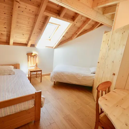 Silene Chalet *